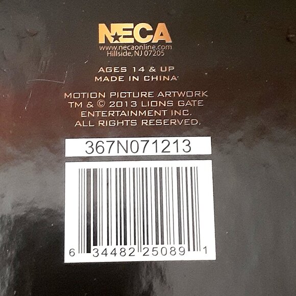 BRAND NEW!! NECA The Hunger Games: Catching Fire Mockingjay Cuff - Leather Cuff - Picture 6 of 7